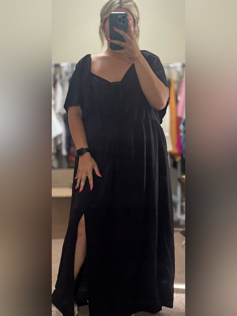 Ava & Viv Black Maxi Dress with V-Neck and Side Slit